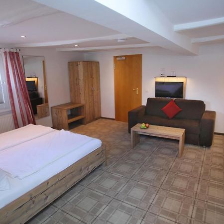 Romantik Hotel Landhaus Biewald Friedland  المظهر الخارجي الصورة